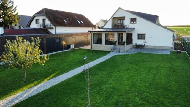 Kukorica Csarda Apartman 2 Balatonujlak Exterior photo